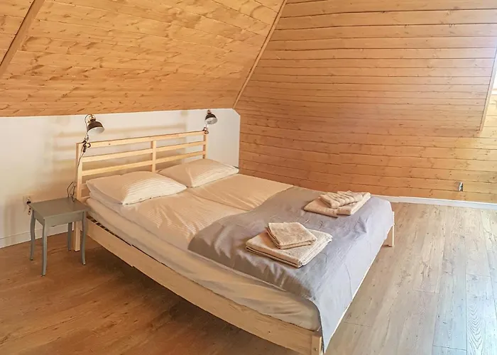 Nice Apartment In Gizycko With Kitchen Pierkunowo